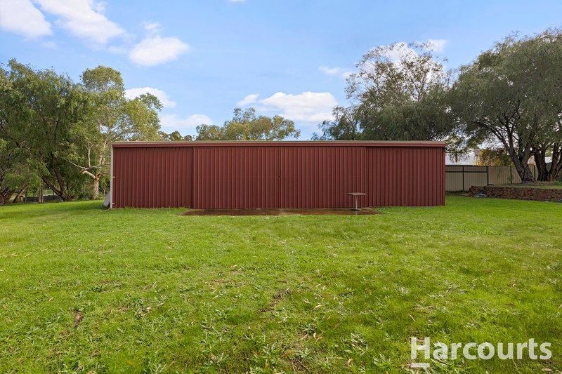 Photo - 31 Mclarty Street, Waroona WA 6215 - Image 9