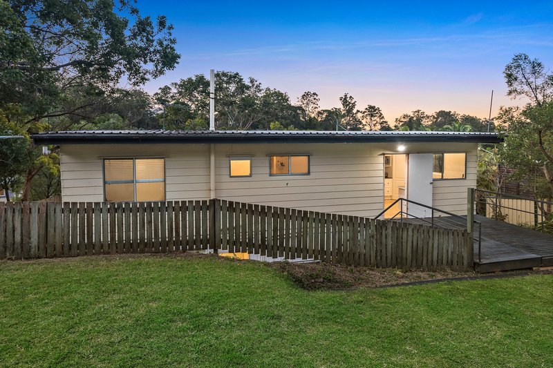 Photo - 31 Menangle Avenue, Arana Hills QLD 4054 - Image 9