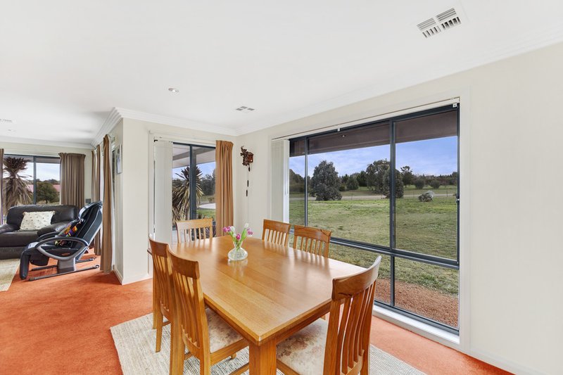 Photo - 31 Merryville Drive, Murrumbateman NSW 2582 - Image 3