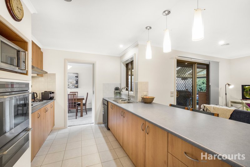 Photo - 31 Michelle Drive, Berwick VIC 3806 - Image 2