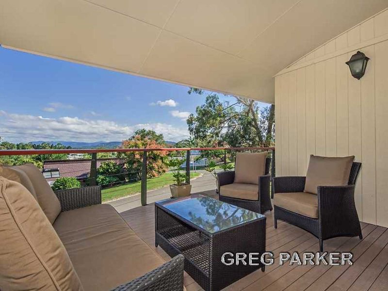 Photo - 31 Milparinka Terrace, Ashmore QLD 4214 - Image 2