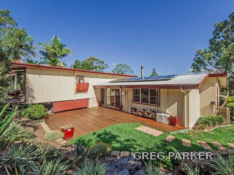 Photo - 31 Milparinka Terrace, Ashmore QLD 4214 - Image 3