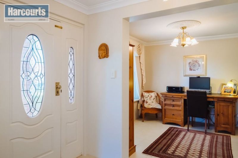 Photo - 31 Miramare Boulevard, Currambine WA 6028 - Image 4