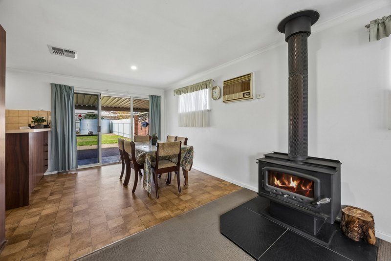 Photo - 31 Mitchell Avenue, Murray Bridge East SA 5253 - Image 8