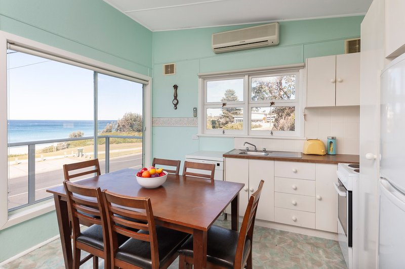 Photo - 31 Mitchell Parade, Mollymook Beach NSW 2539 - Image 12