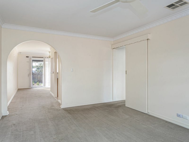 Photo - 3/1 Moorea Court, West Lakes SA 5021 - Image 6