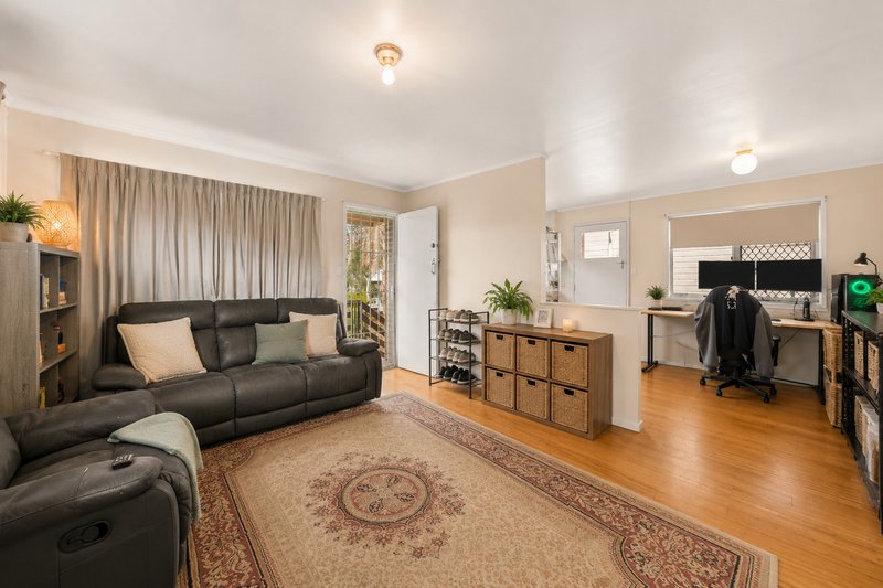 Photo - 31 Morden Road, Sunnybank Hills QLD 4109 - Image 4