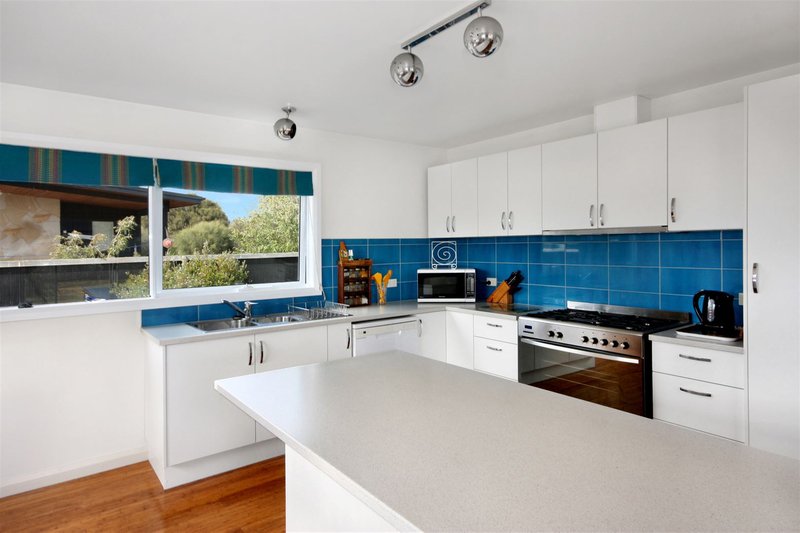 Photo - 31 Morrison Street, Falmouth TAS 7215 - Image 5