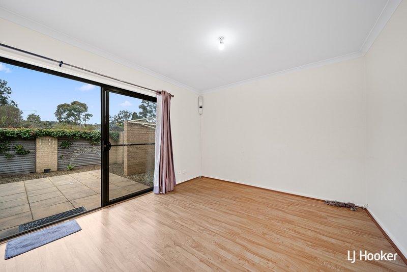 Photo - 3/1 Moulder Court, Charnwood ACT 2615 - Image 4