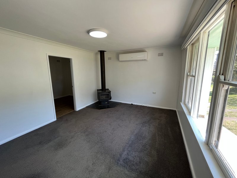 Photo - 31 Mountview Crescent, Tamworth NSW 2340 - Image 2