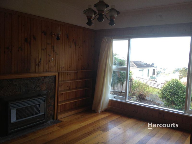 Photo - 31 Myrtle Crescent, Emu Heights TAS 7320 - Image 2