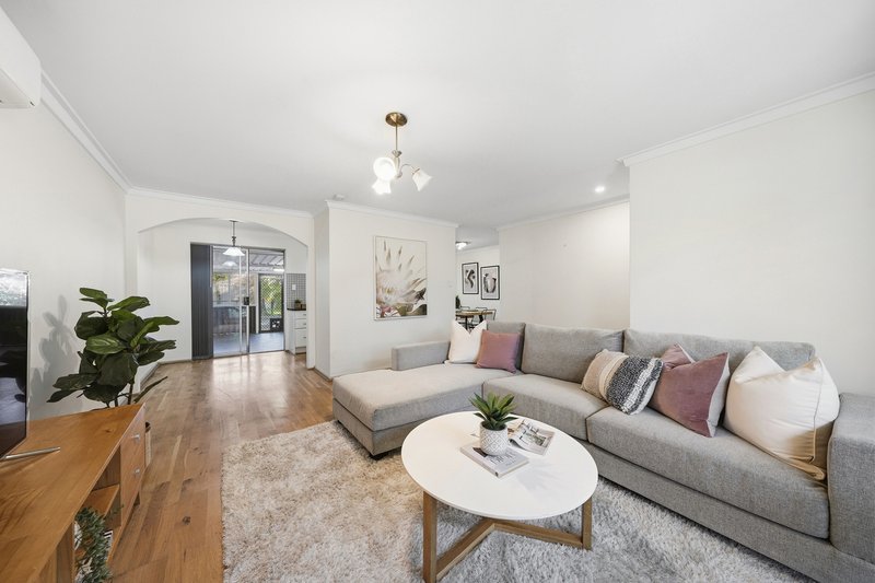 Photo - 31 Nethercott Street, Huntingdale WA 6110 - Image 18