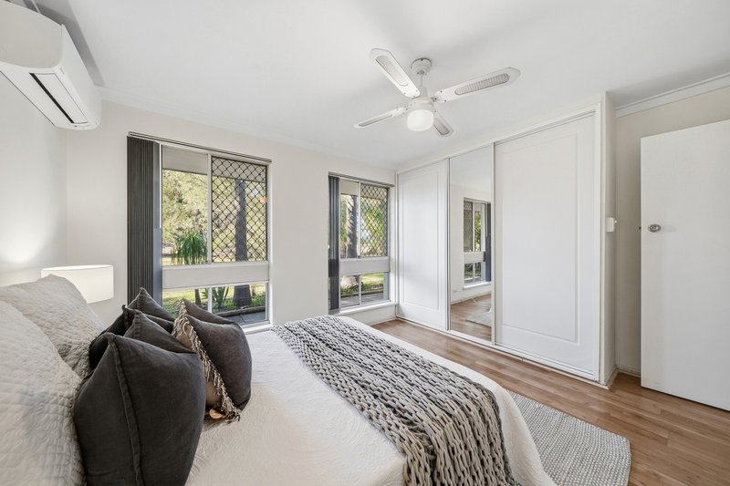 Photo - 31 Nethercott Street, Huntingdale WA 6110 - Image 21