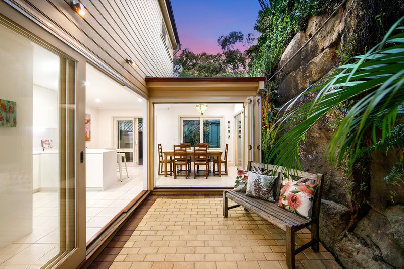 Photo - 31 Neutral Street, North Sydney NSW 2060 - Image 3