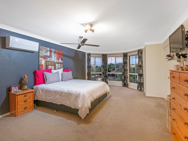 Photo - 31 Oakley Street, Carindale QLD 4152 - Image 10