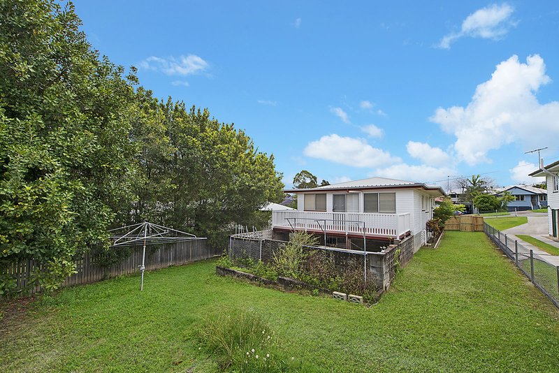 Photo - 31 Oates Avenue, Holland Park QLD 4121 - Image 12