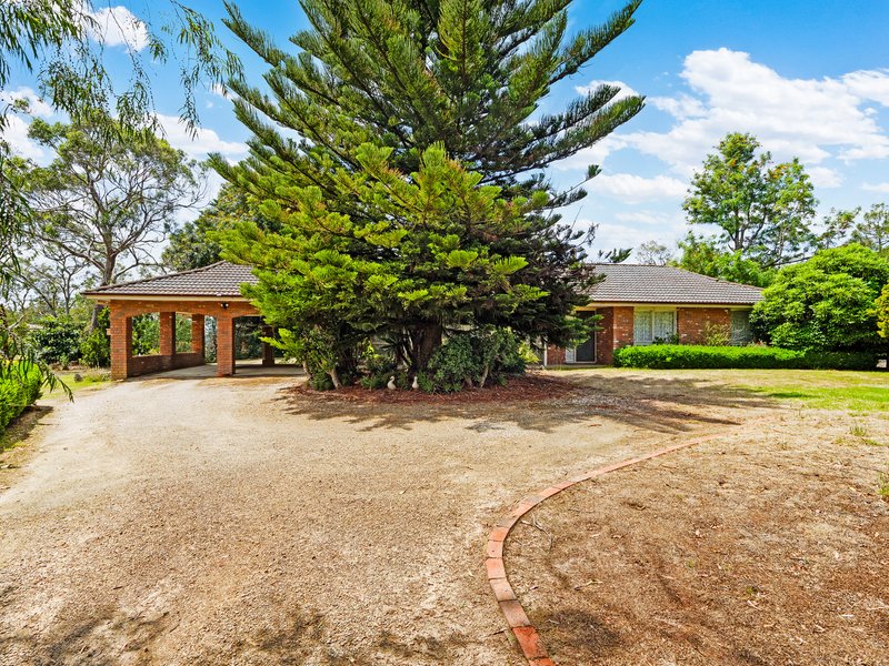 Photo - 31 Olive Road, Devon Meadows VIC 3977 - Image 5