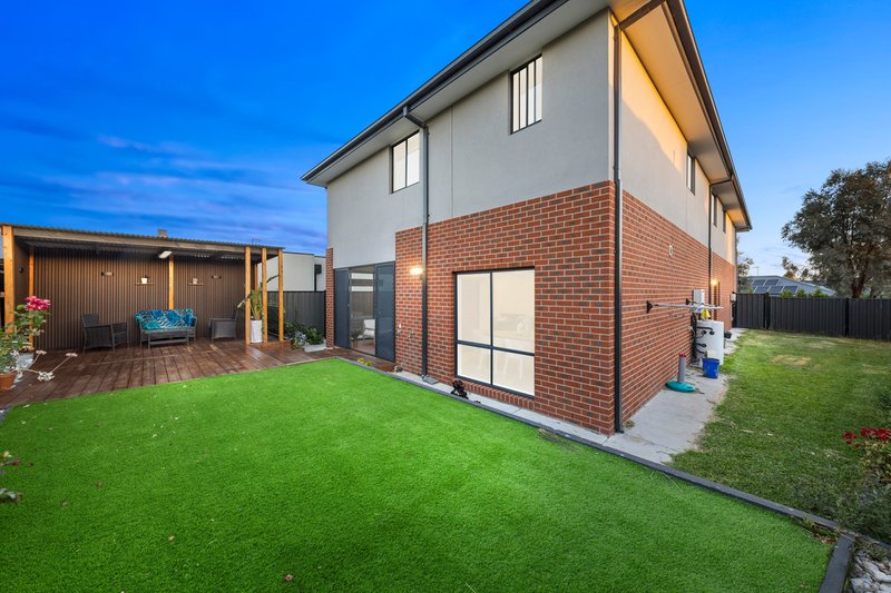 Photo - 31 Oresund Street, Craigieburn VIC 3064 - Image 20
