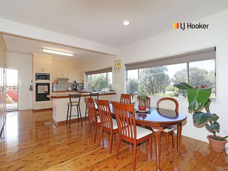 Photo - 31 Panorama Street, Kooringal NSW 2650 - Image 4