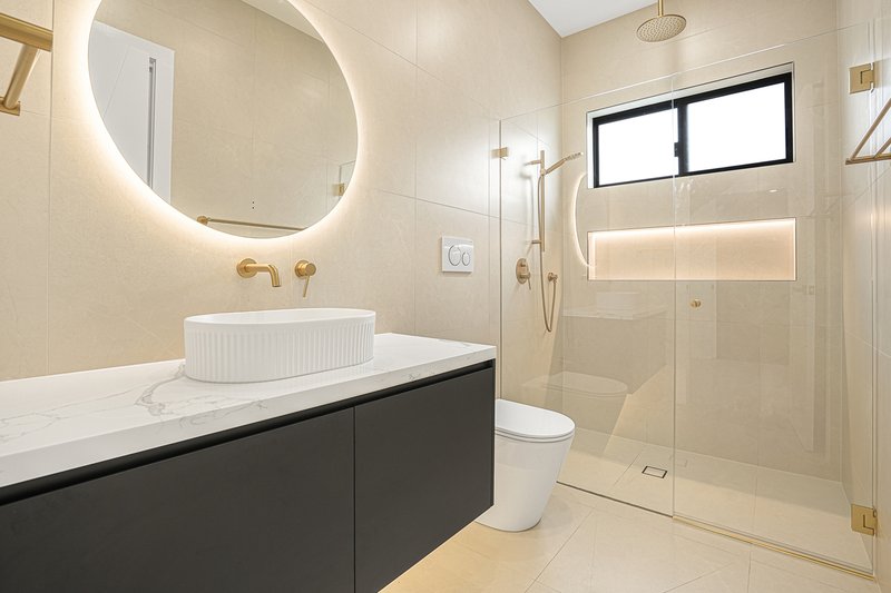 Photo - 31 Parkside Avenue, Box Hill NSW 2765 - Image 6
