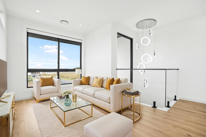 Photo - 31 Parkside Avenue, Box Hill NSW 2765 - Image 16