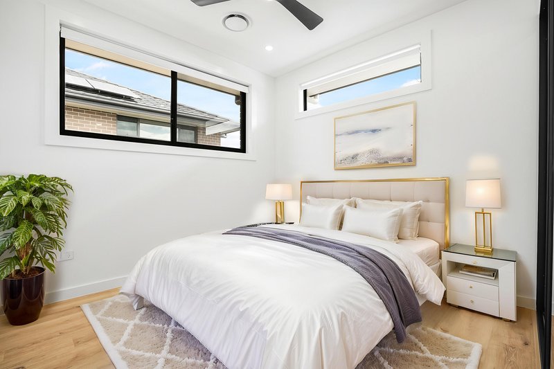 Photo - 31 Parkside Avenue, Box Hill NSW 2765 - Image 24