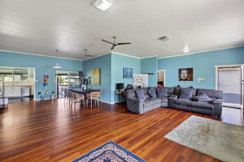 Photo - 31 Patrick Street, Malanda QLD 4885 - Image 4