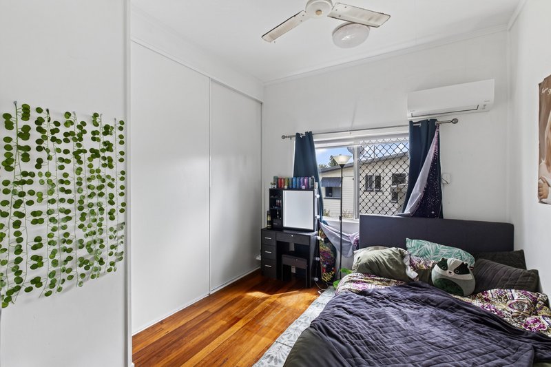 Photo - 31 Patrick Street, Malanda QLD 4885 - Image 12