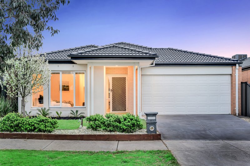 31 Peninsula Crescent, Craigieburn VIC 3064