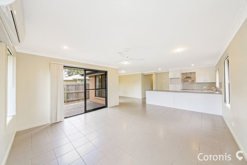 Photo - 31 Penrose Circuit, Redbank Plains QLD 4301 - Image 2