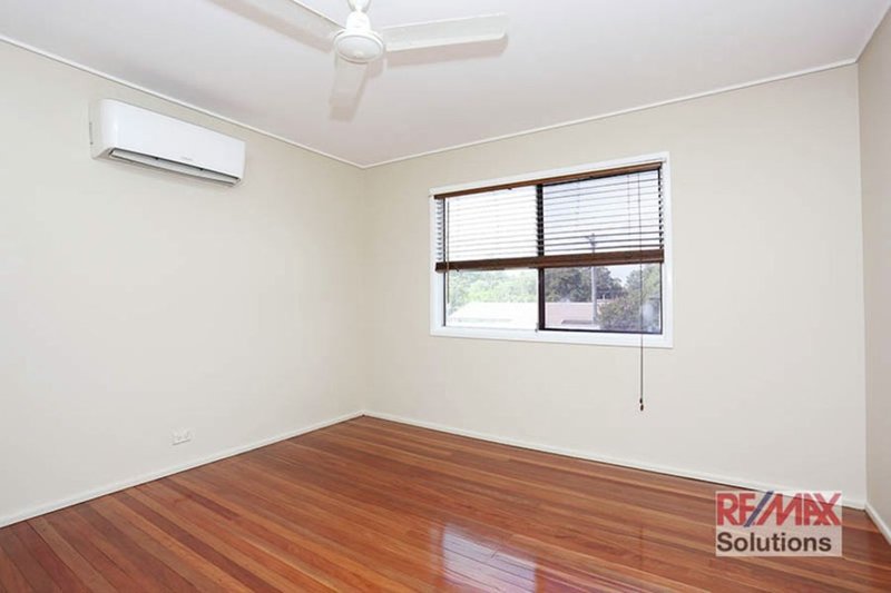 Photo - 31 Peter Street, Strathpine QLD 4500 - Image 6