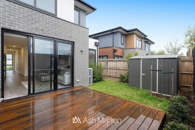 Photo - 31 Pindari Crescent, Langwarrin VIC 3910 - Image 2