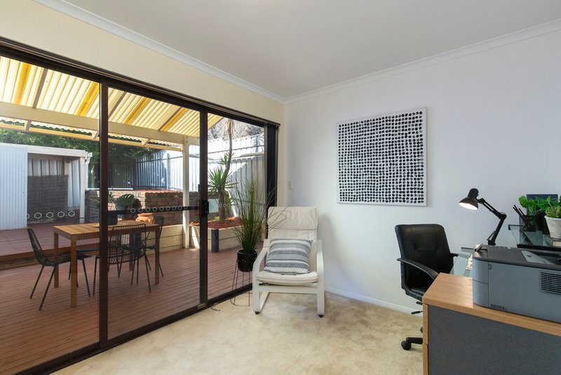 Photo - 31 Pindee Street, Hallett Cove SA 5158 - Image 11