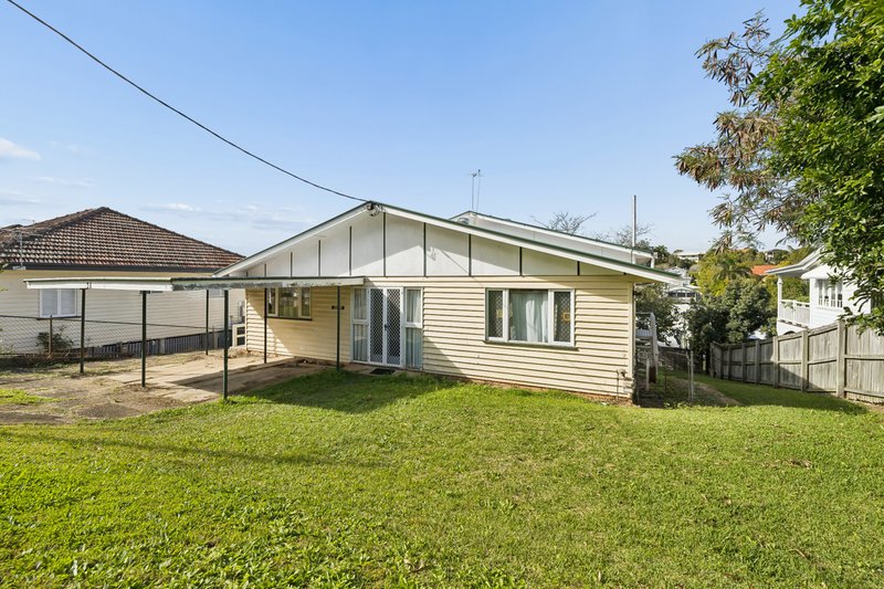 Photo - 31 Plimsoll Street, Greenslopes QLD 4120 - Image 1