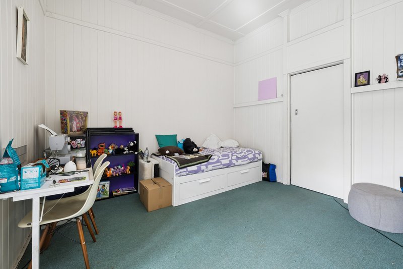 Photo - 31 Plimsoll Street, Greenslopes QLD 4120 - Image 7