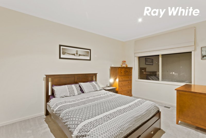 Photo - 31 Portchester Boulevard, Beaconsfield VIC 3807 - Image 10