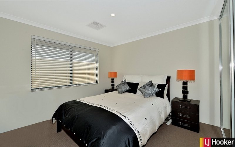 Photo - 31 Queen Parade, Wannanup WA 6210 - Image 11