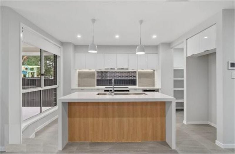 Photo - 31 Renown Street, Canada Bay NSW 2046 - Image 2