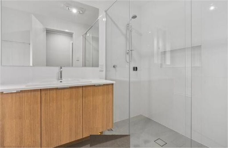 Photo - 31 Renown Street, Canada Bay NSW 2046 - Image 4