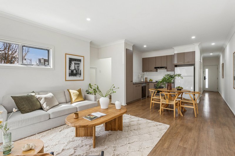 Photo - 31 Robinson Street, Mawson Lakes SA 5095 - Image 1