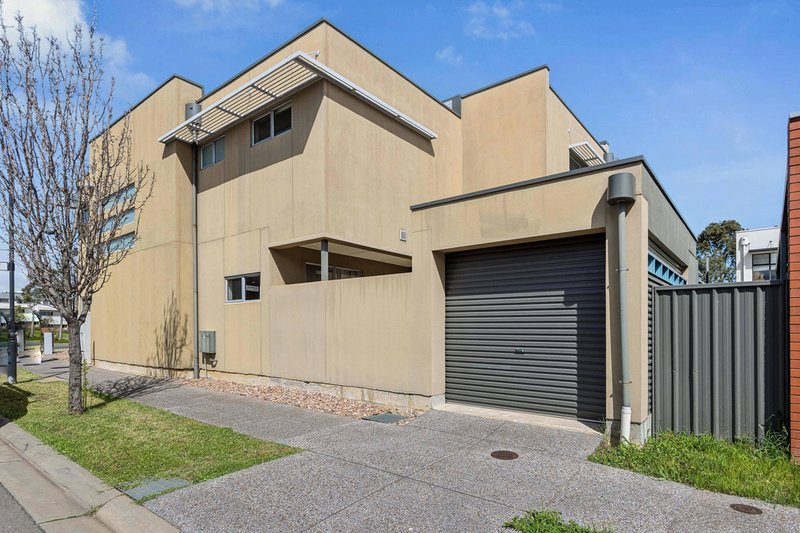 Photo - 31 Robinson Street, Mawson Lakes SA 5095 - Image 14