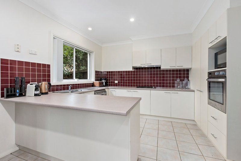 Photo - 31 Rochdale Circuit, Stanhope Gardens NSW 2768 - Image 3