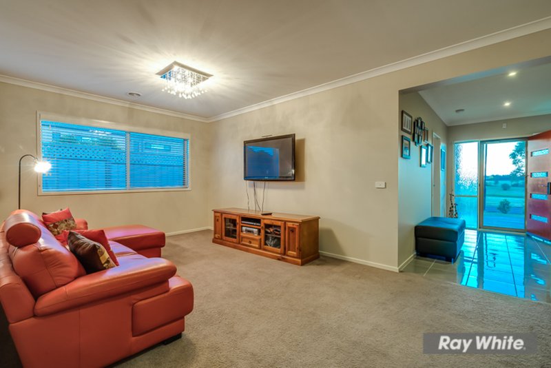 Photo - 31 Rockpool Road, Truganina VIC 3029 - Image 8