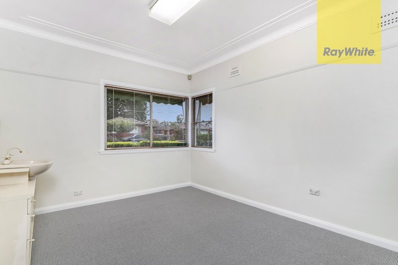 Photo - 31 Ross Street, North Parramatta NSW 2151 - Image 8