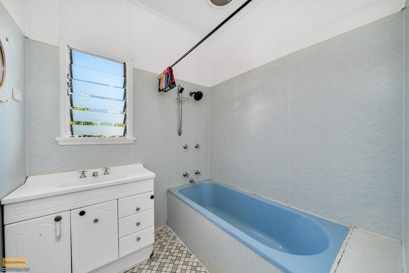 Photo - 31 Rowney Street, East Innisfail QLD 4860 - Image 10