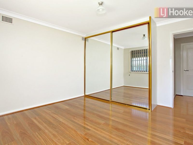 Photo - 31 Runyon Avenue, Greystanes NSW 2145 - Image 5