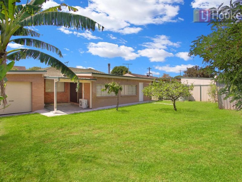 Photo - 31 Runyon Avenue, Greystanes NSW 2145 - Image 6