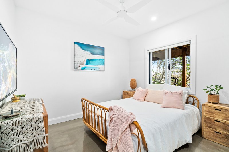 Photo - 31 Rutledge Street, Coolangatta QLD 4225 - Image 16