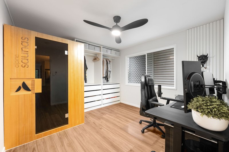 Photo - 31 Saint Patrick Avenue, Kuraby QLD 4112 - Image 9