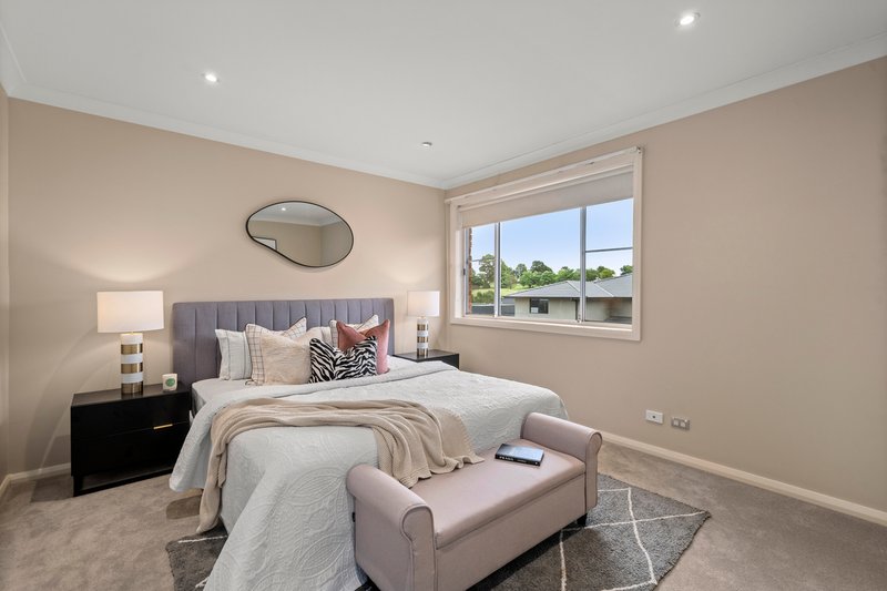 Photo - 31 Salamander Grove, Baulkham Hills NSW 2153 - Image 10